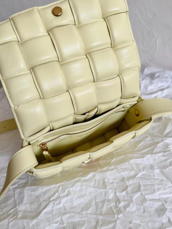 BOTTEGA VENETA Cassette Crossbody Bag