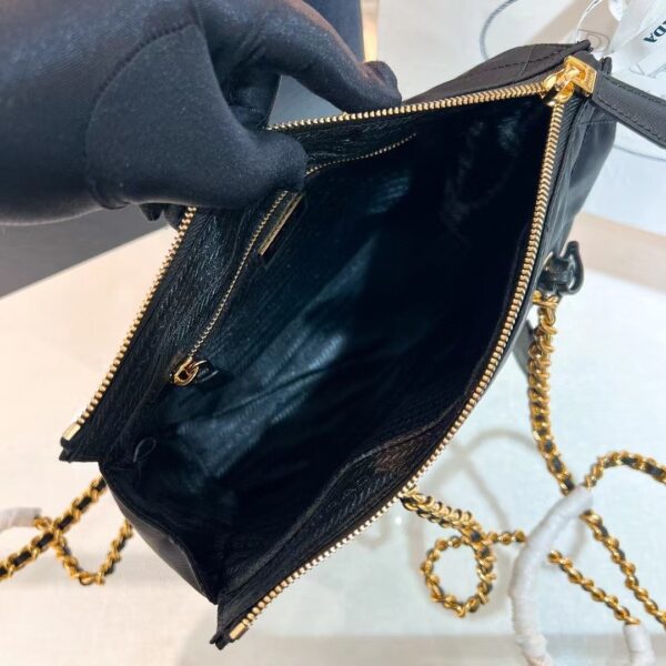 PRADA Re-Edition 1995 Bag 1BG468