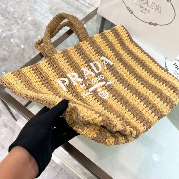 PRADA Crochet Tote Bag 1BG392