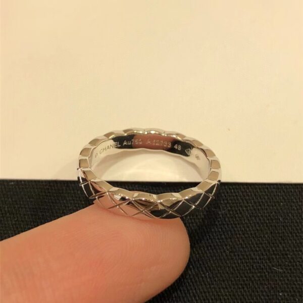 CHANEL COCO finger ring