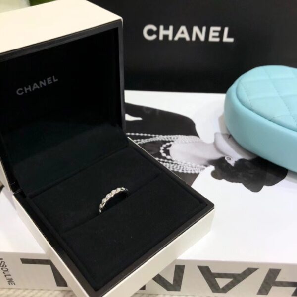 CHANEL COCO finger ring