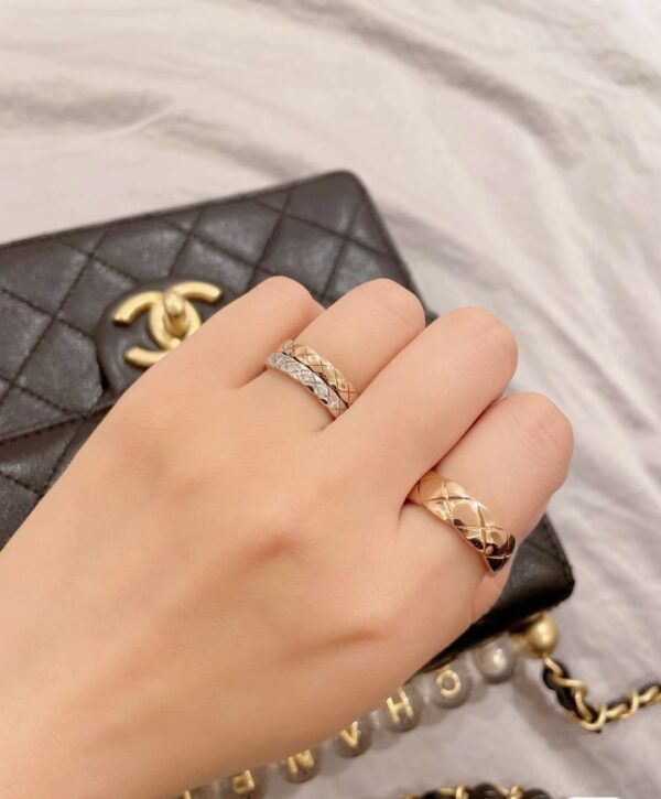CHANEL COCO finger ring
