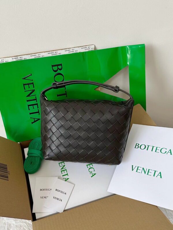 BOTTEGA VENETA Mini Wallace