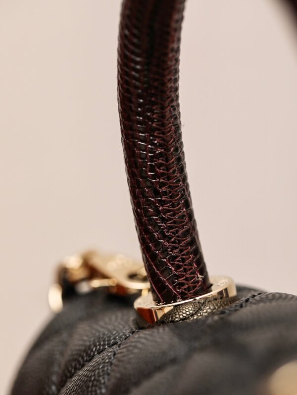 CHANEL CoCo Handle