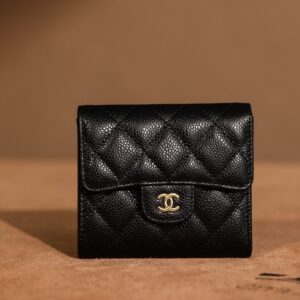 CHANEL Caviar Wallet