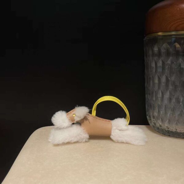 Hermes Budy puppy pendant