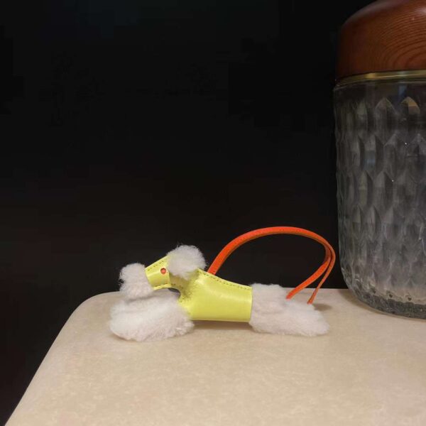 Hermes Budy puppy pendant