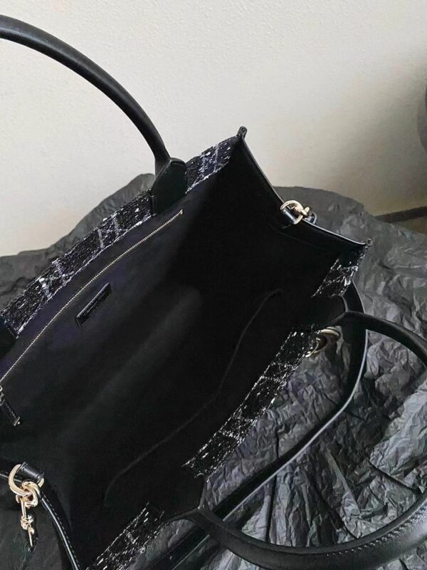 DIOR  BOOK TOTE 24 BAG
