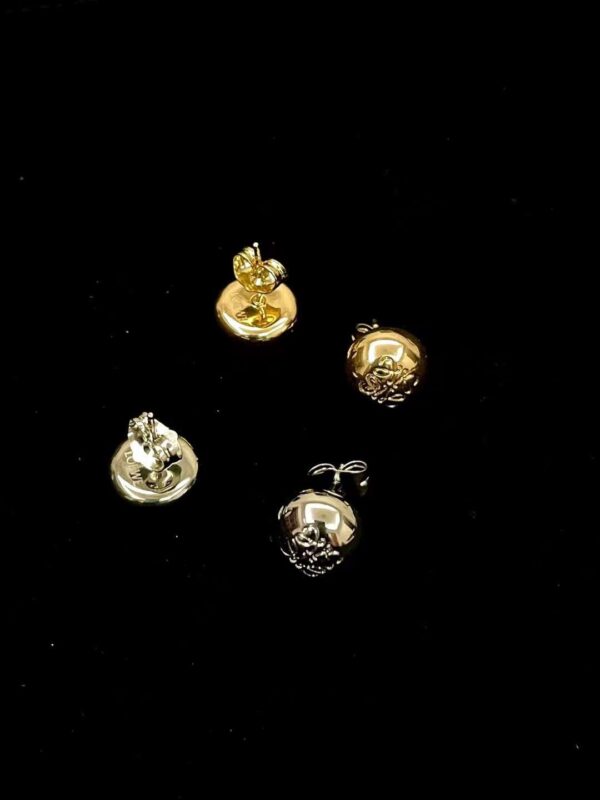 LOEWE  logo ear stud