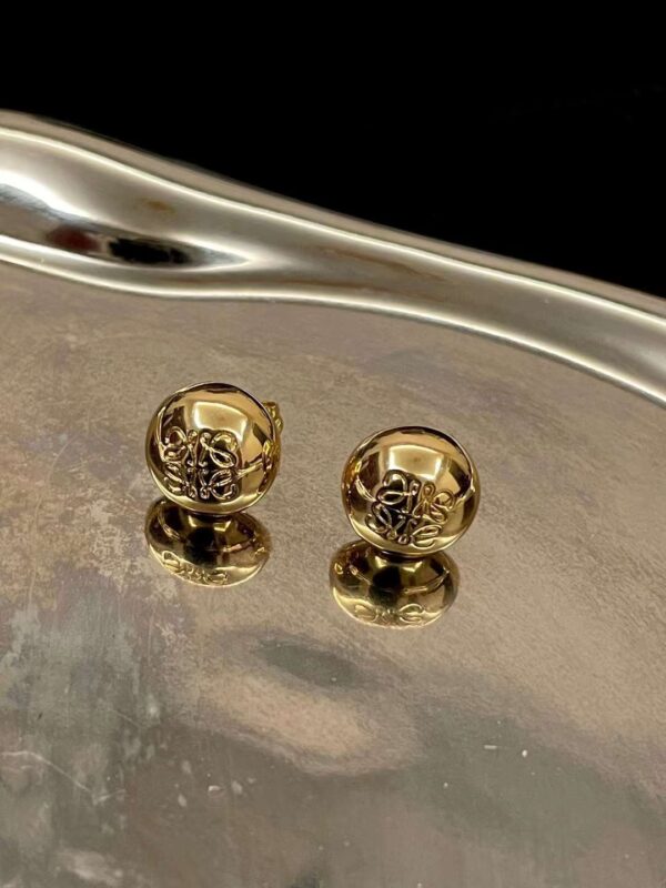 LOEWE  logo ear stud