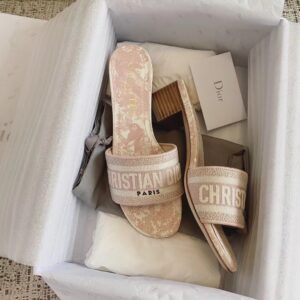 DIOR DWAY Embroidered slippers