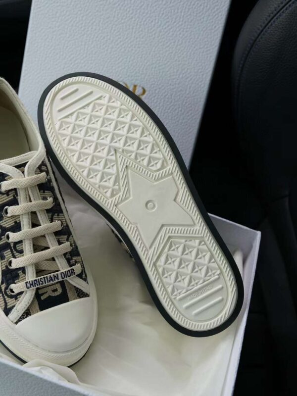 DIOR  NEW Walkn Embroidered sneakers