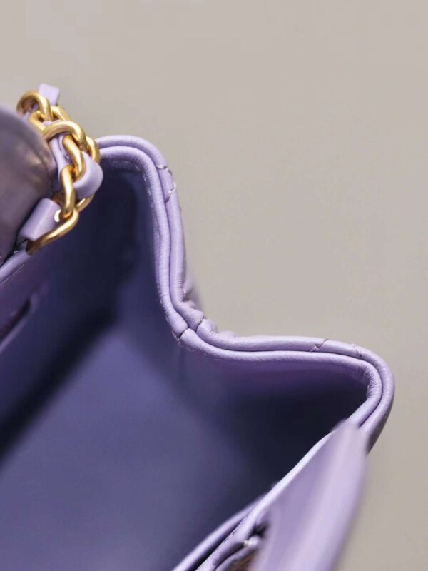 CHANEL 24S vintage kelly bag