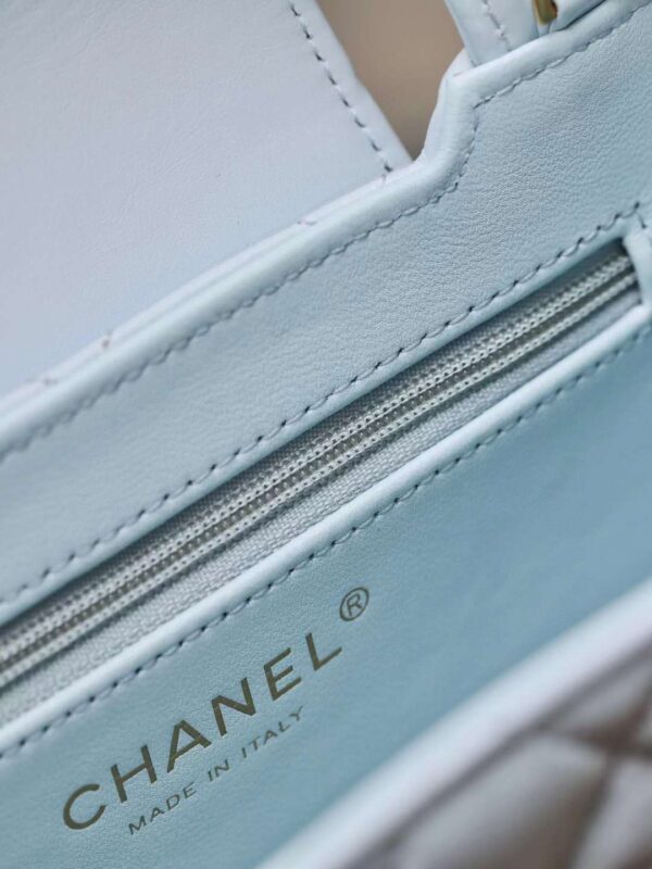 CHANEL 24S vintage kelly bag