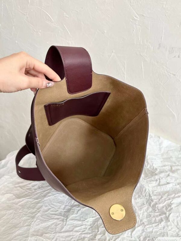 Loewe pebble  Bucket bag