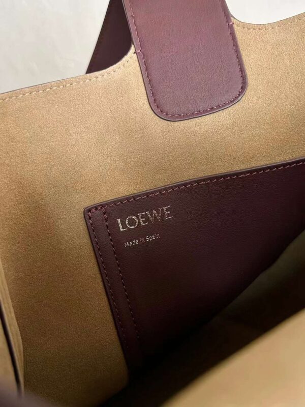 Loewe pebble  Bucket bag