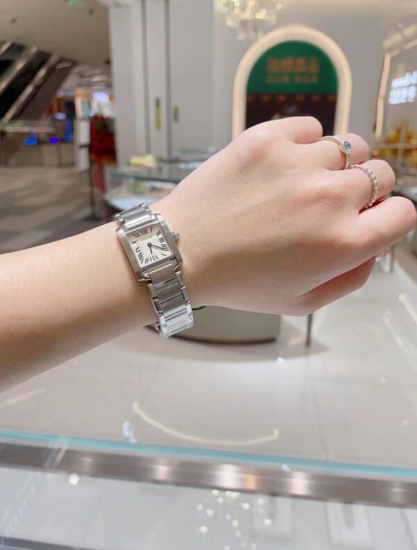 CARTIER TANK MUST WATCH