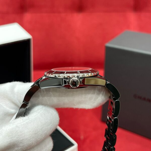 CHANEL J12 WATCH CALIBER 12.2