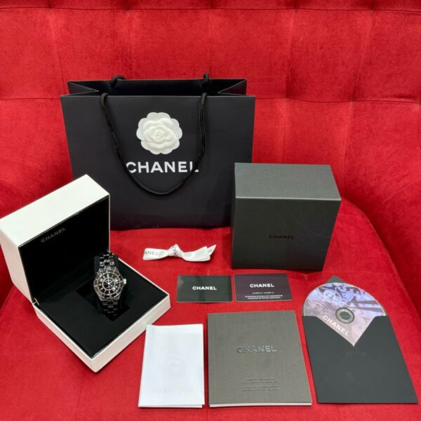 CHANEL J12 WATCH CALIBER 12.2