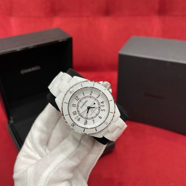 CHANEL J12 WATCH CALIBER 12.2