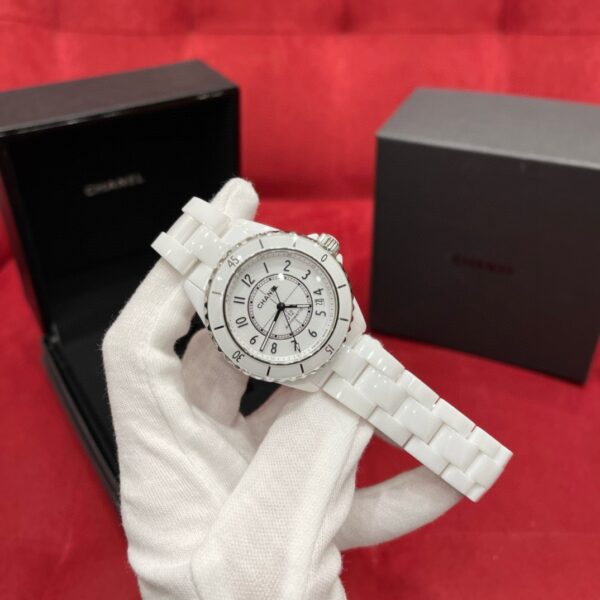 CHANEL J12 WATCH CALIBER 12.2