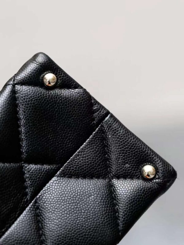 CHANEL 24P kelly handle bag