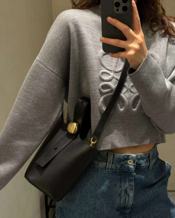 Loewe pebble mini bucket bag