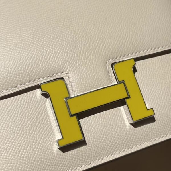HERMES CONSTANCE19 EPSOM i2colour Enameled button