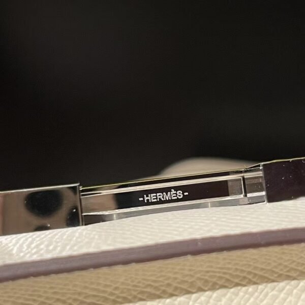 HERMES CONSTANCE19 EPSOM i2colour Enameled button