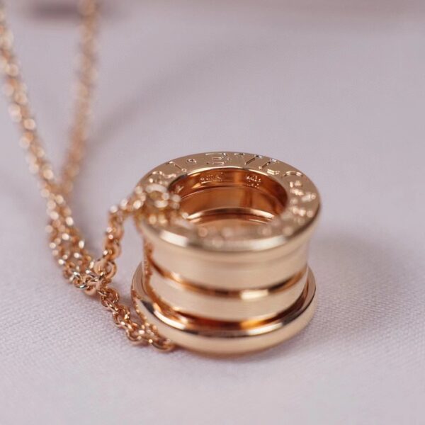 Bvlgari Spring necklace