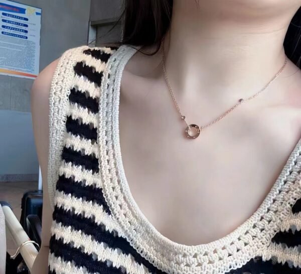 CARTIER LOVE Pancake necklace