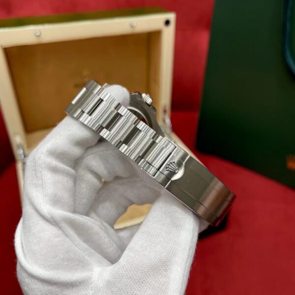 ROLEX Submariner Oyster