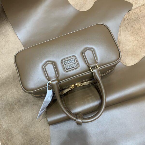 MIUMIU Beau leather bag