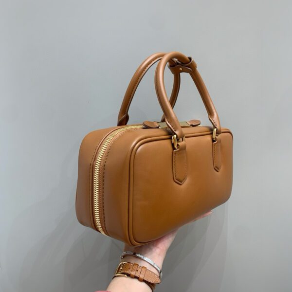 MIUMIU Beau leather bag