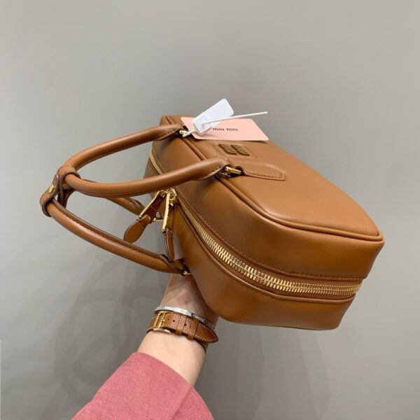 MIUMIU Beau leather bag