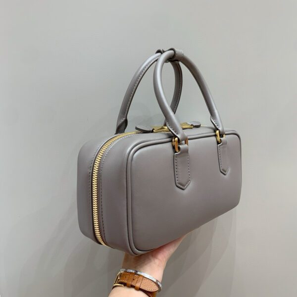 MIUMIU Beau leather bag