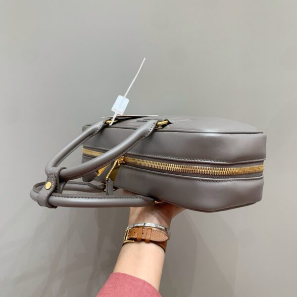 MIUMIU Beau leather bag