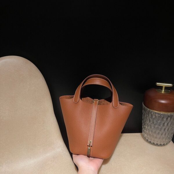 HERMES Picotin Lock 18 Clemence 37colour