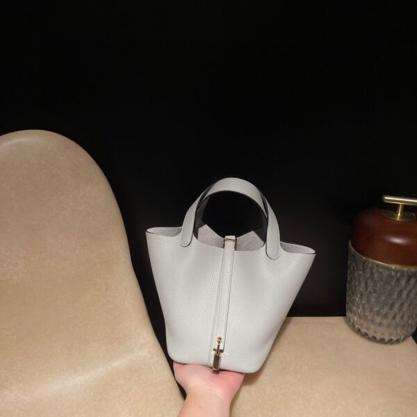 HERMES Picotin Lock 18 Clemence 08colour