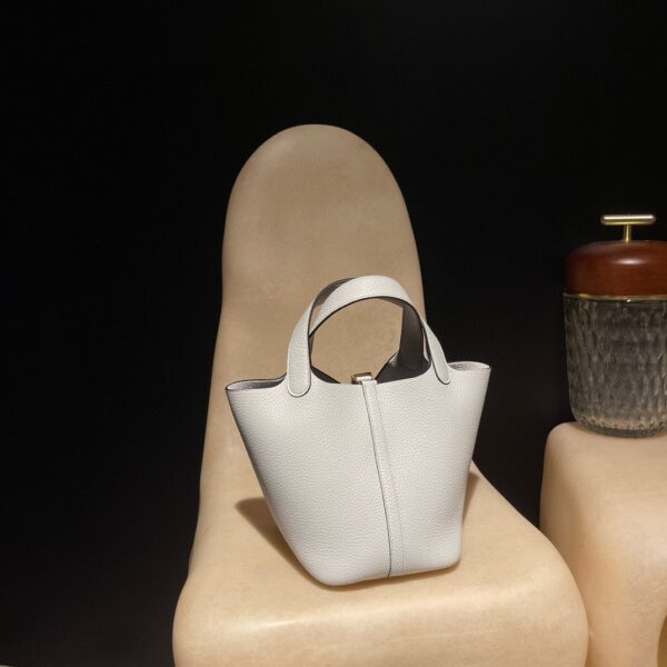 HERMES Picotin Lock 18 Clemence 08colour