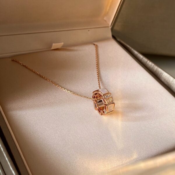 BVLGARI  SERPENTI VIPER COLLANA