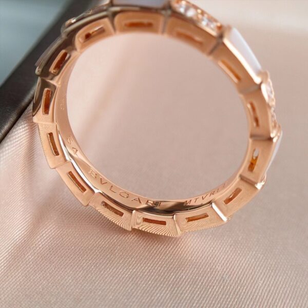 BVLGARI Serpentine ring