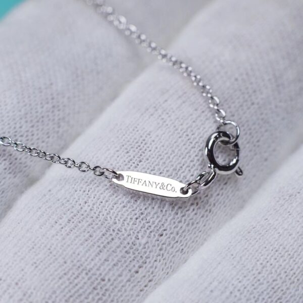 Tiffany  knot necklace