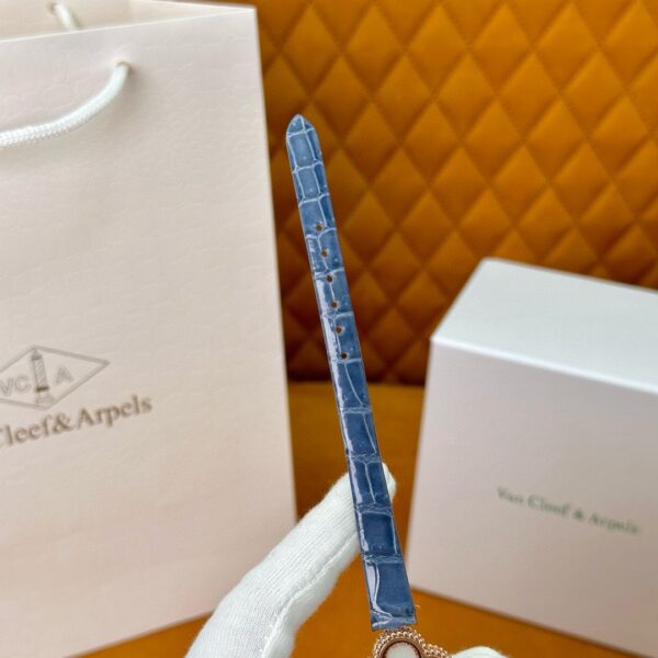 VAN CLEEF&ARPELS Sweet Alhambra watch