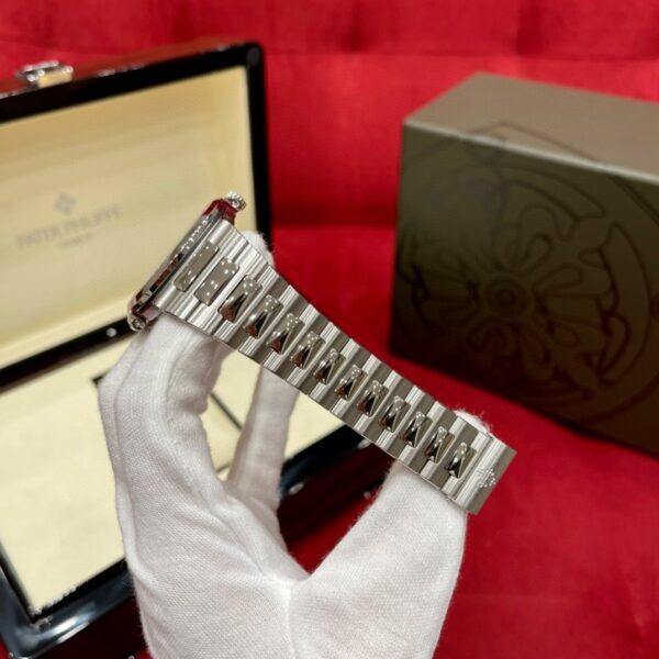 PATEK PHILIPPE  TIFFANY&CO  5711/1A-018