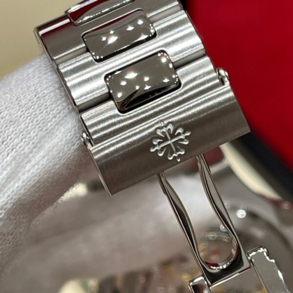 PATEK PHILIPPE  TIFFANY&CO  5711/1A-018