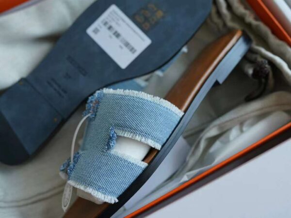 HERMES ORAN Denim slippers