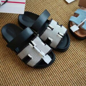 HERMES CHYPRE Casual slippers