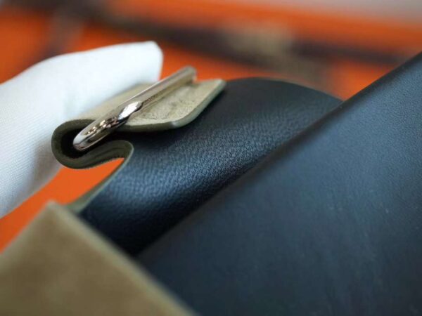 HERMES CHYPRE Casual slippers