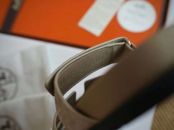 HERMES CHYPRE Casual slippers